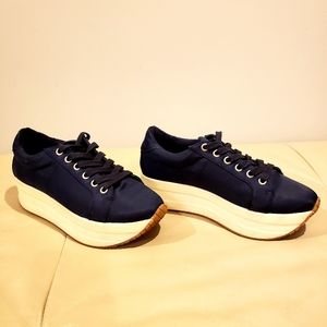 Steven by Steve Madden